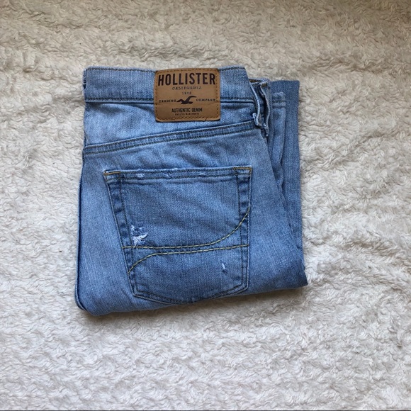 **SOLD** Hollister Slim Straight Distressed Jeans - Picture 6 of 7